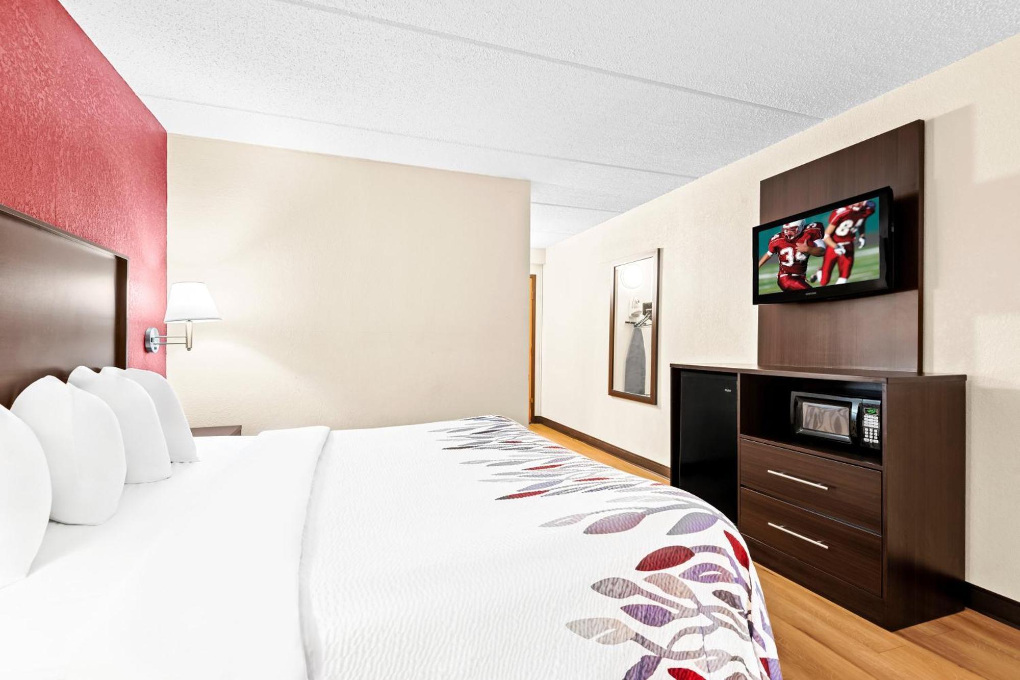 Red Roof Inn Cortland Dış mekan fotoğraf