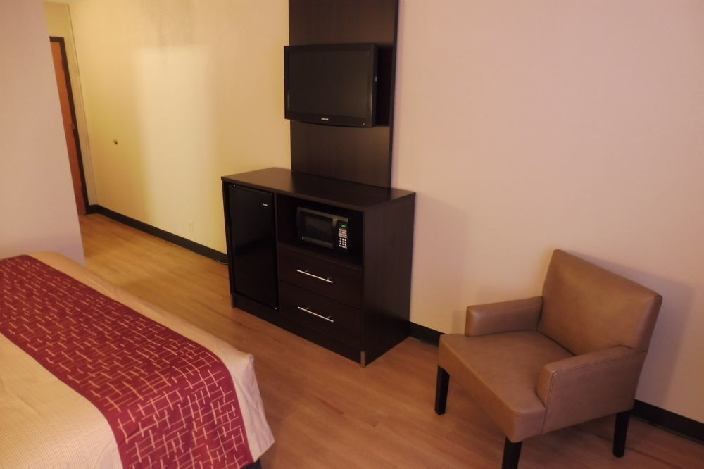 Red Roof Inn Cortland Dış mekan fotoğraf